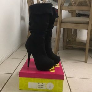 High heel boots